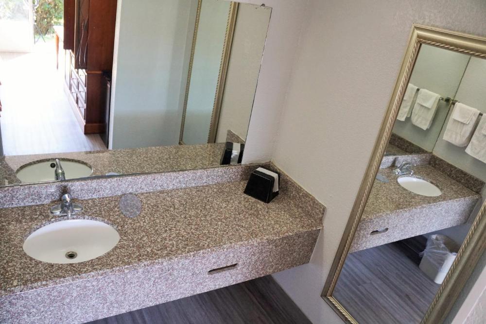 King Room interior